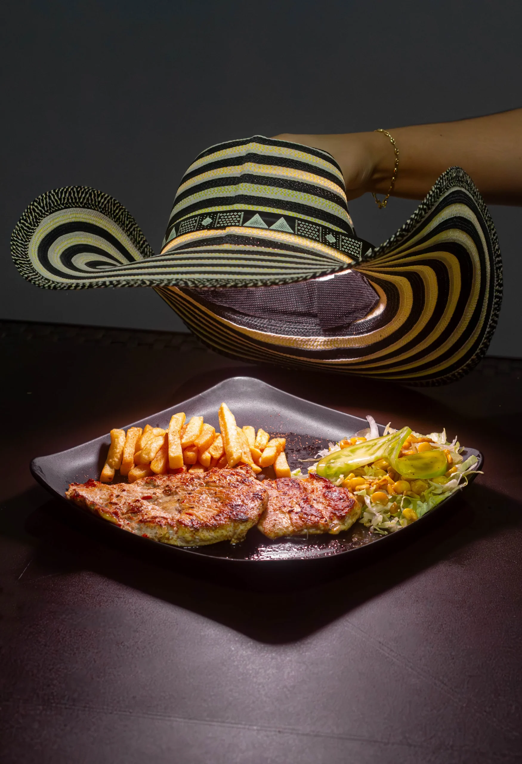 SKALLMEDIA-BRUTAL-FOOD-10